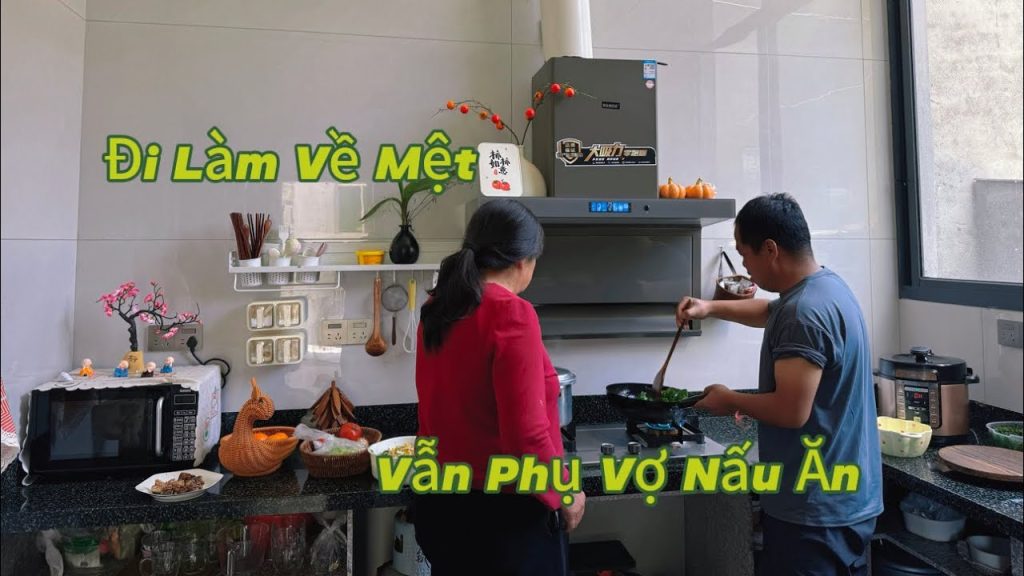 Đi Làm Về Mệt Nhưng Vẫn Phụ Vợ Nấu Ăn _ Cuộc Sống Thường Ngày Ở Quê. Đi Làm Về Mệt Nhưng Vẫn Phụ Vợ Nấu Ăn _ Cuộc Sống Thường Ngày Ở Quê.