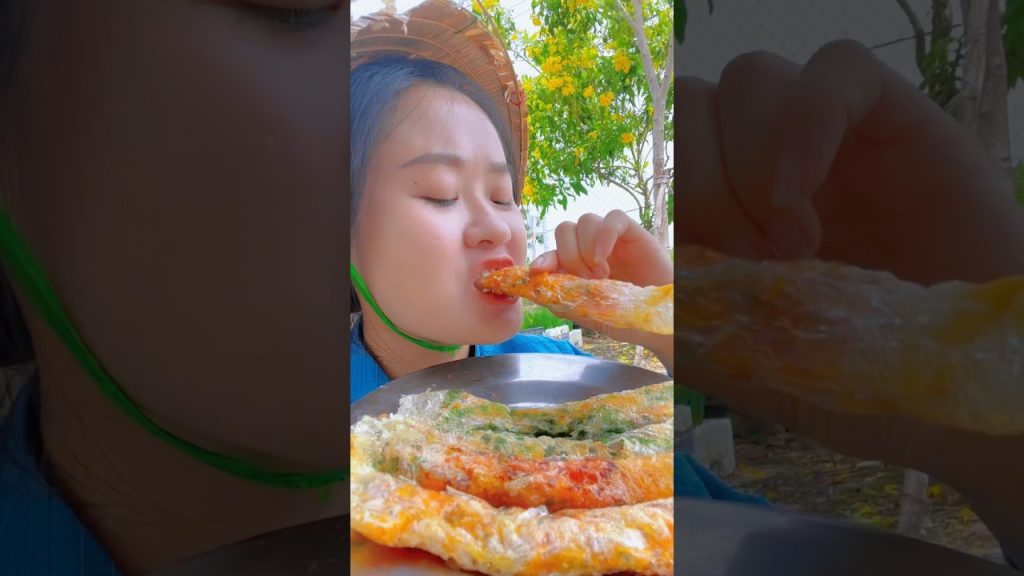 Nghỉ Dưỡng Ở Phú Quốc Ăn Món “Người Đàn Ông Trùm Mền”| Dibi #shorts #dibi Nghỉ Dưỡng Ở Phú Quốc Ăn Món “Người Đàn Ông Trùm Mền”| Dibi #shorts #dibi