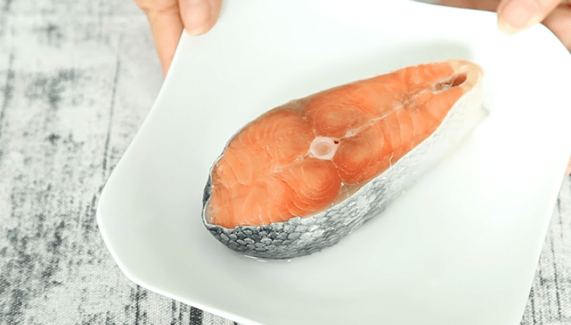 Thông tin về cá hồi và những cách chế biến cá hồi ngon dễ làm Sơ chế nguyên liệu