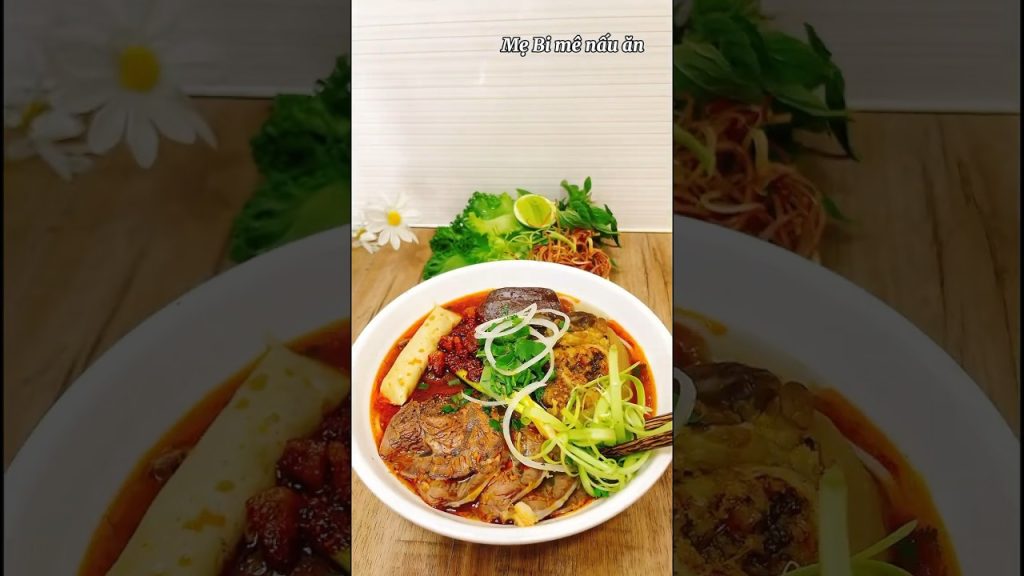 Cách nấu bún bò Huế chuẩn vị. Ăn một lần là nhớ mãi | @MeBimenauan Cách nấu bún bò Huế chuẩn vị. Ăn một lần là nhớ mãi | @MeBimenauan
