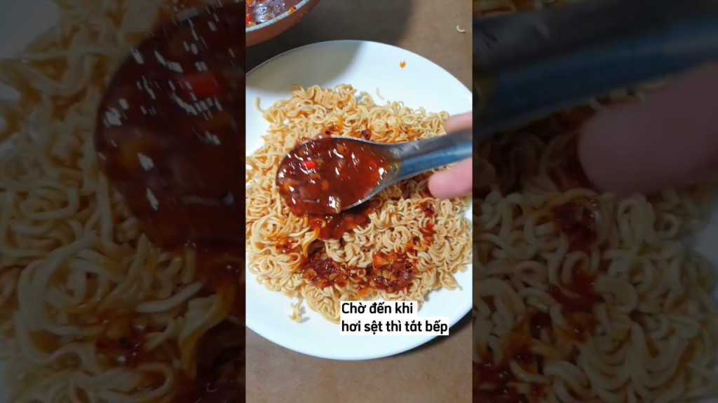 Công thức làm nước sốt mì trộn Công thức làm nước sốt mì trộn