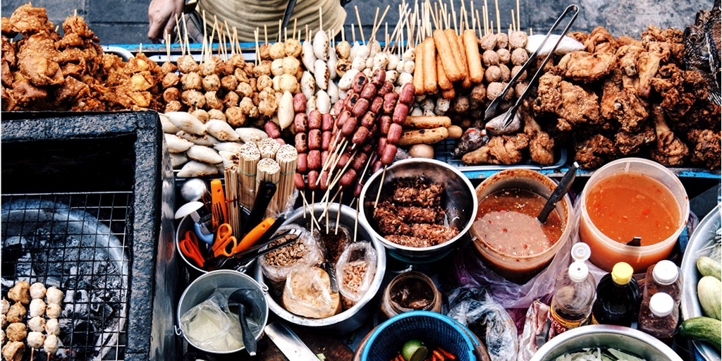 Top những món ăn ngon nhất đường phố được cả thành phố săn lùng, xếp hàng chờ mua Những món ăn ngon nhất đường phố